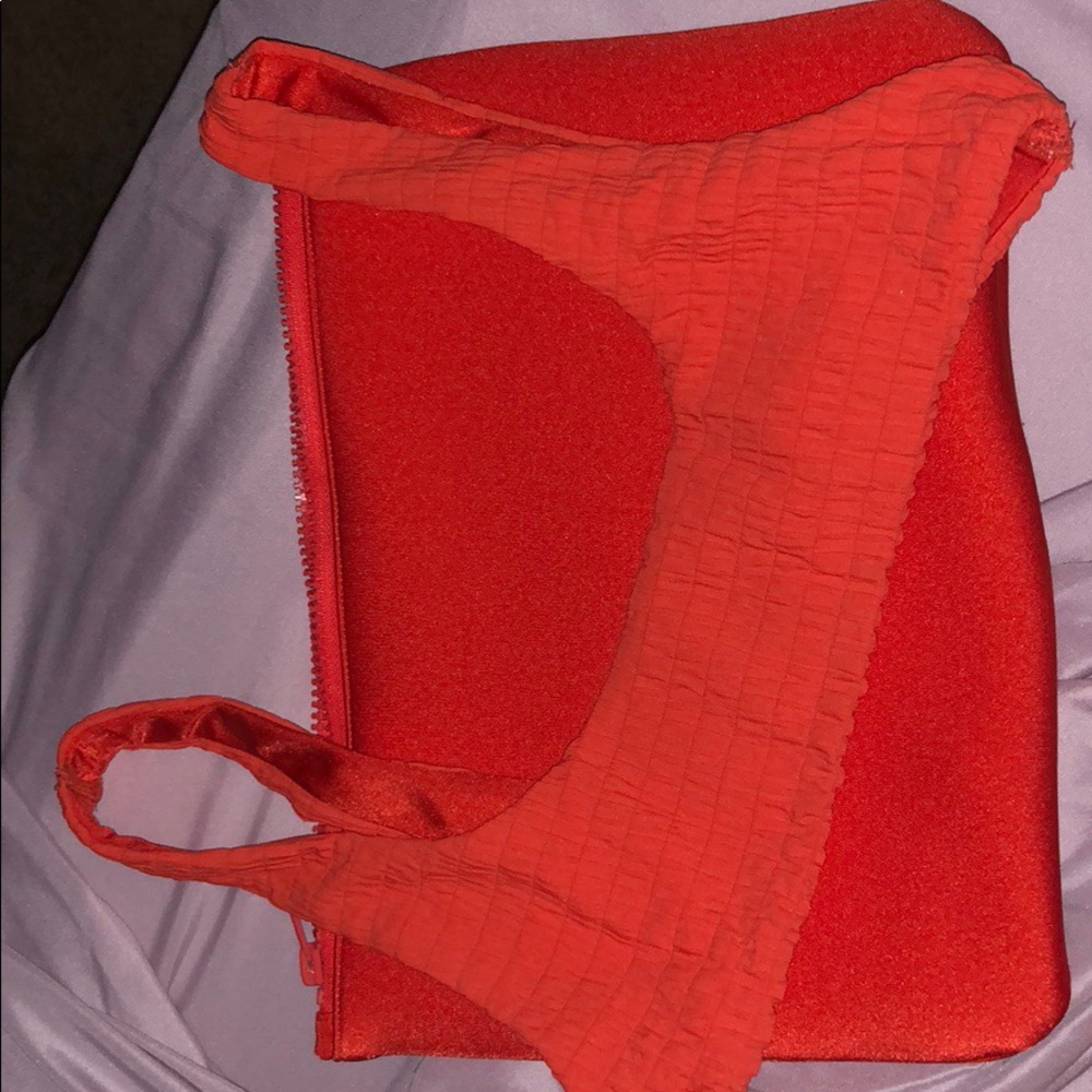 Triangl bikini top